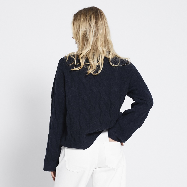 Cable-knit sweater "Alexia"